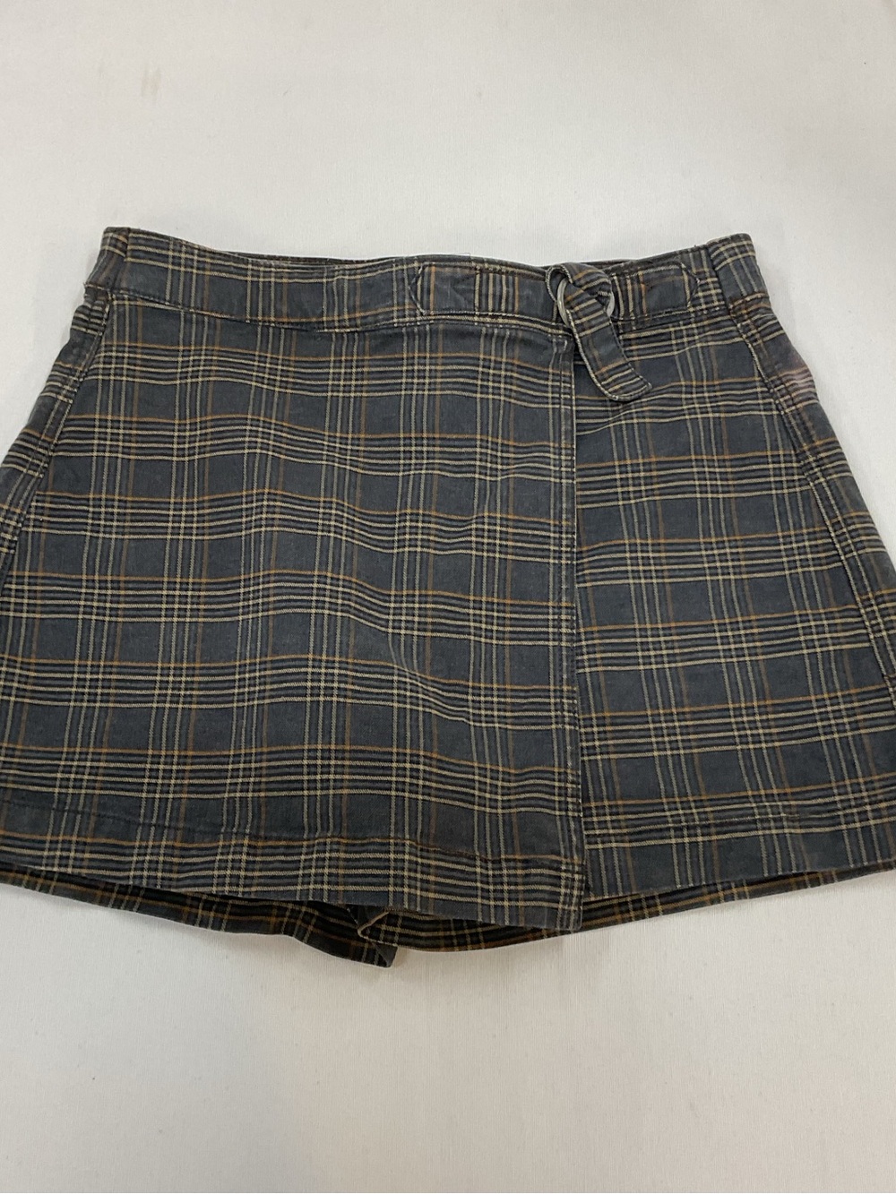 America‎ Eagle Mini Skirt Skort Plaid Dark Grey Orange and Yellow size 2R